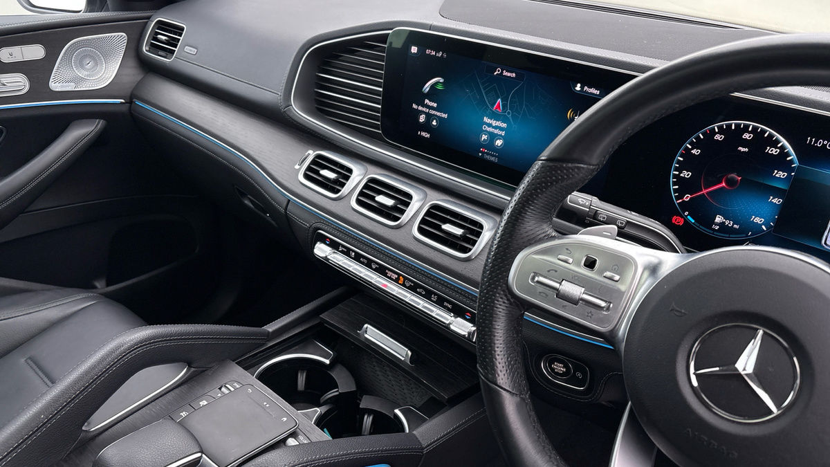 Mercedes-Benz GLE Image 18