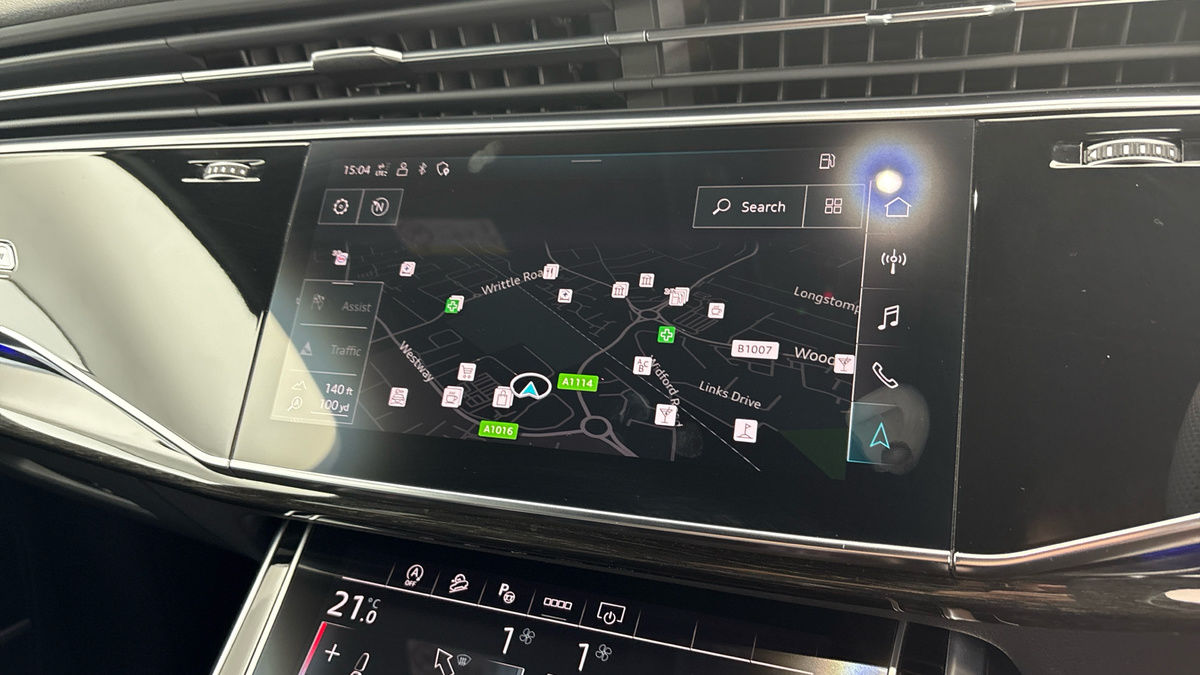 Audi Q7 Image 17