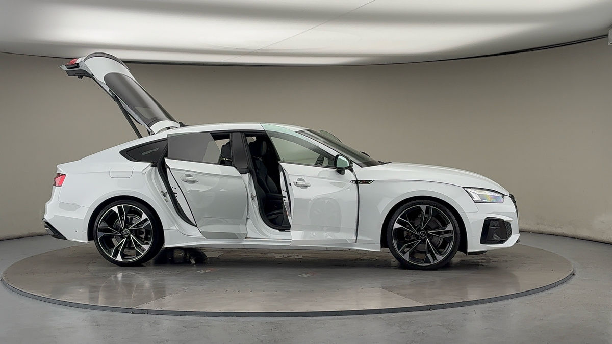 More views of Audi A5