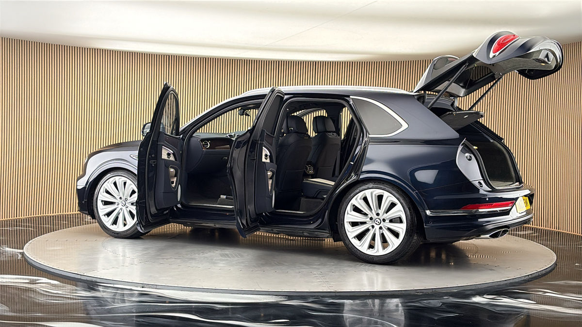 More views of Bentley Bentayga