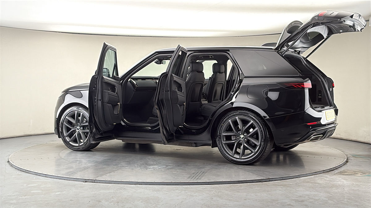 More views of Land Rover Range Rover Sport