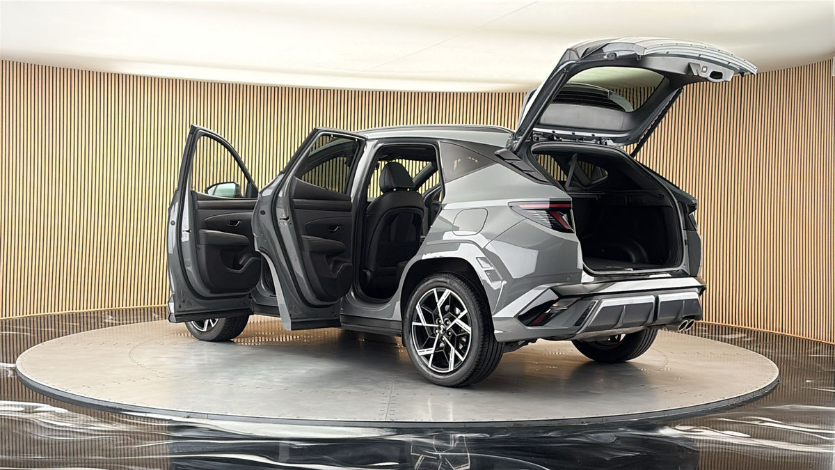 More views of Hyundai TUCSON