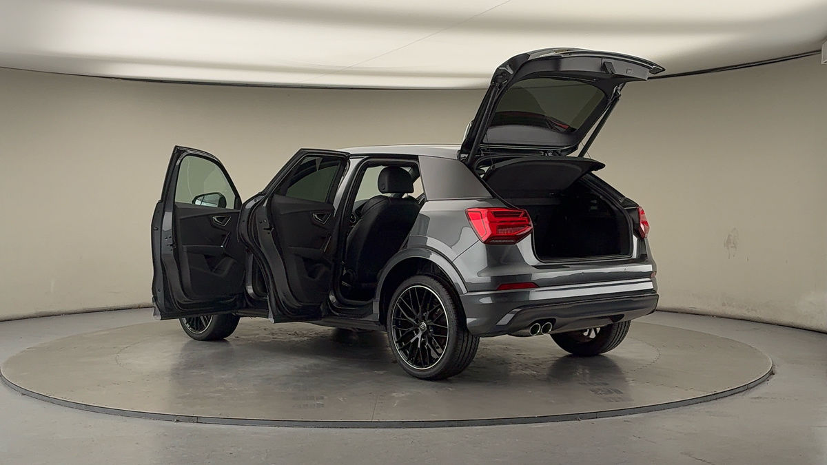 More views of Audi Q2