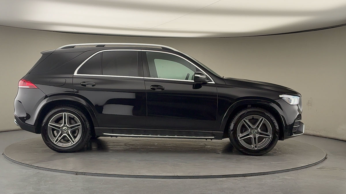 Mercedes-Benz GLE Image 16