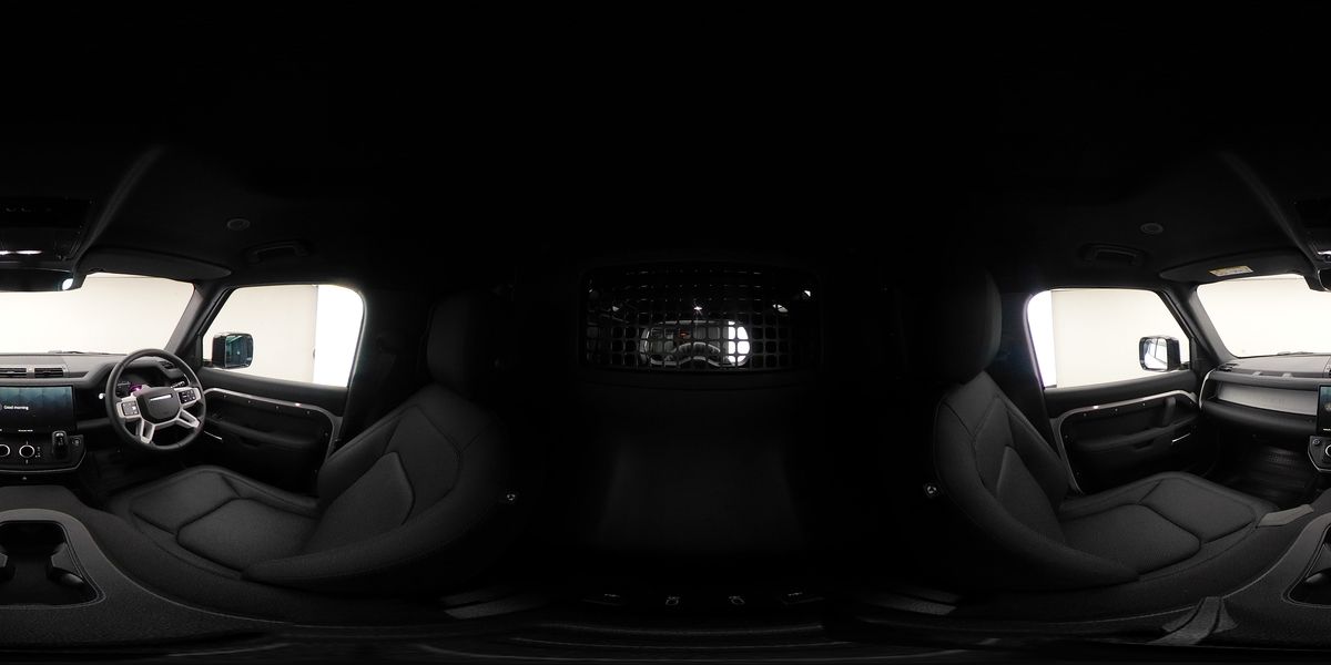 More views of Land Rover Defender 110