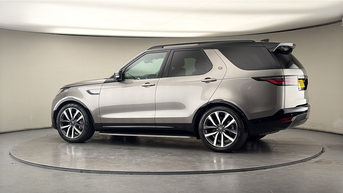 More views of Land Rover Discovery