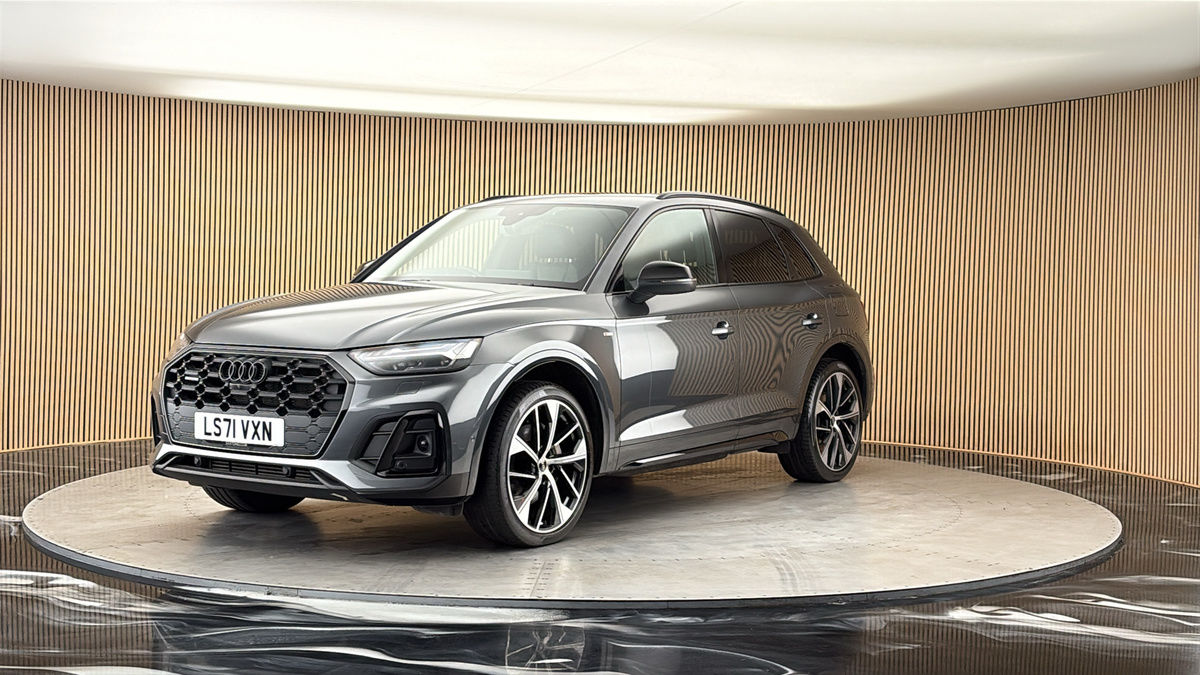 More views of Audi Q5