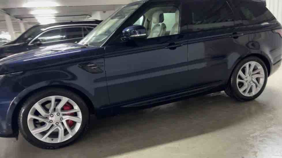 More views of Land Rover Range Rover Sport
