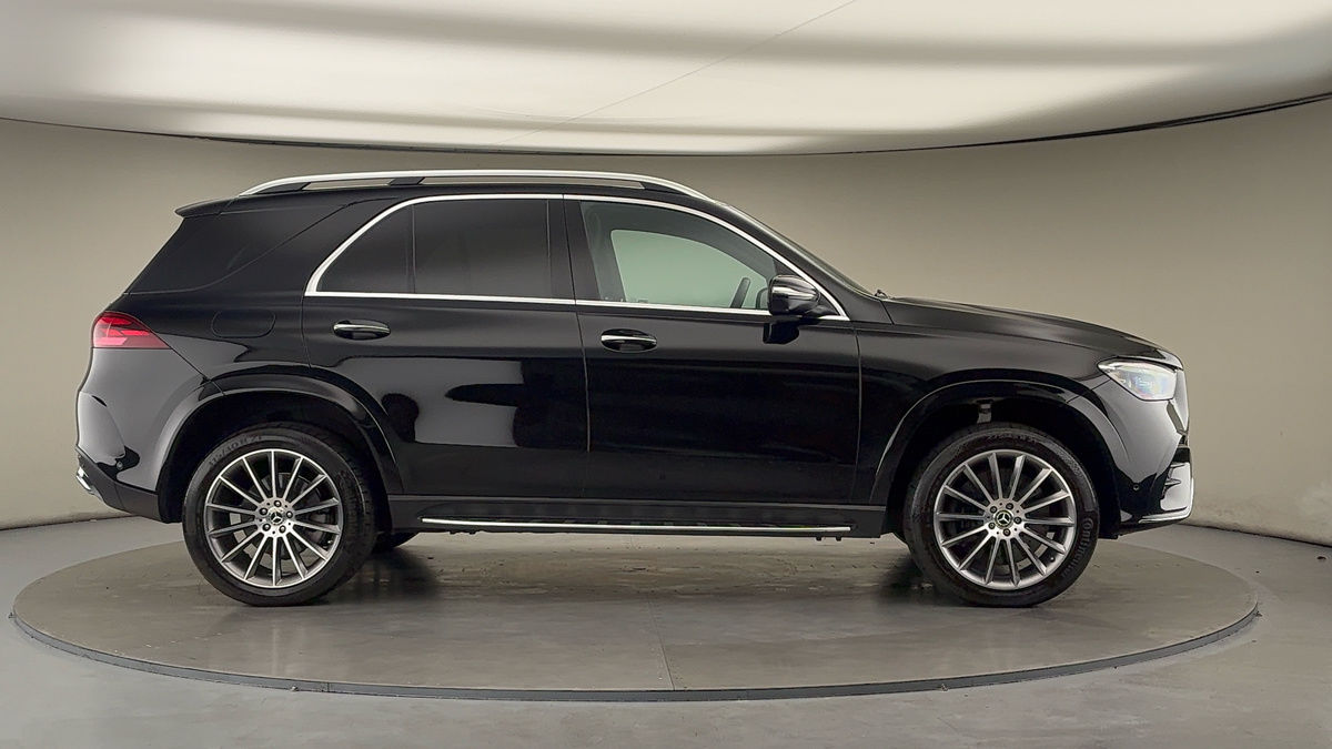 Mercedes-Benz GLE Image 16