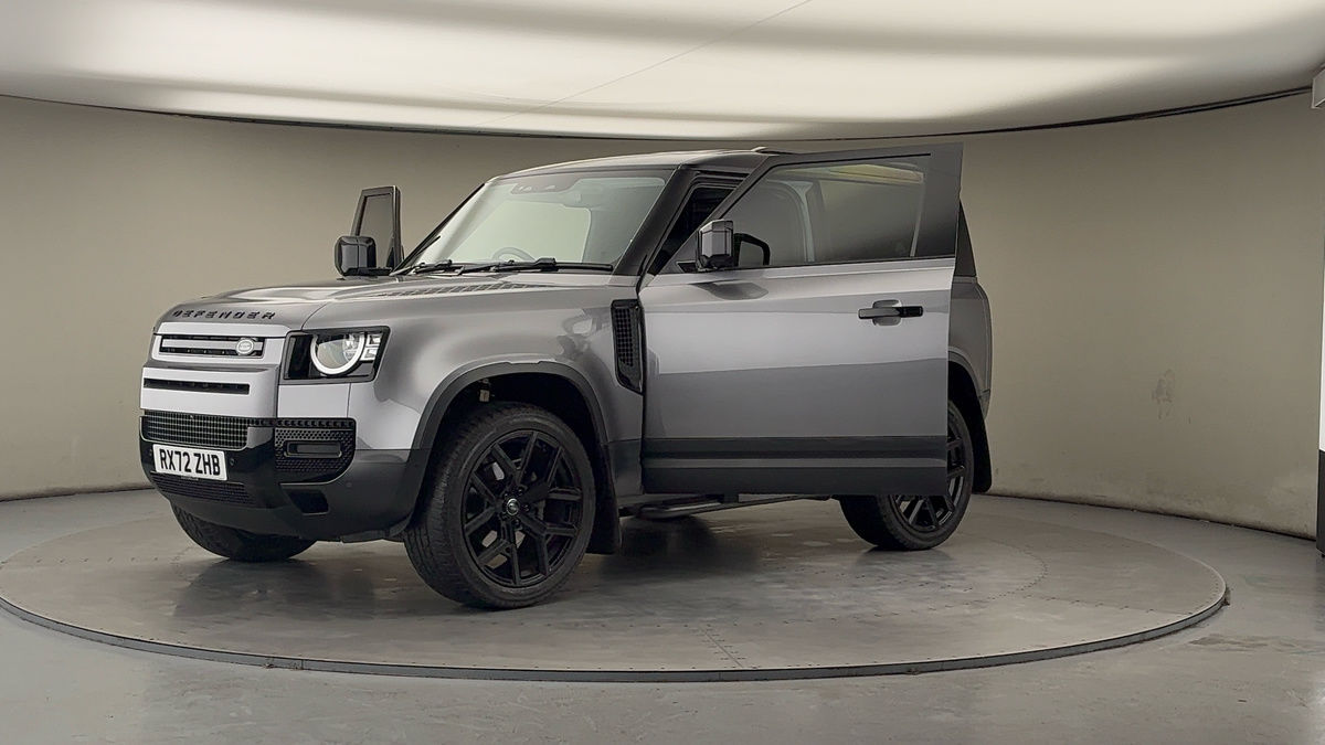 Land Rover Defender 90 Image 22