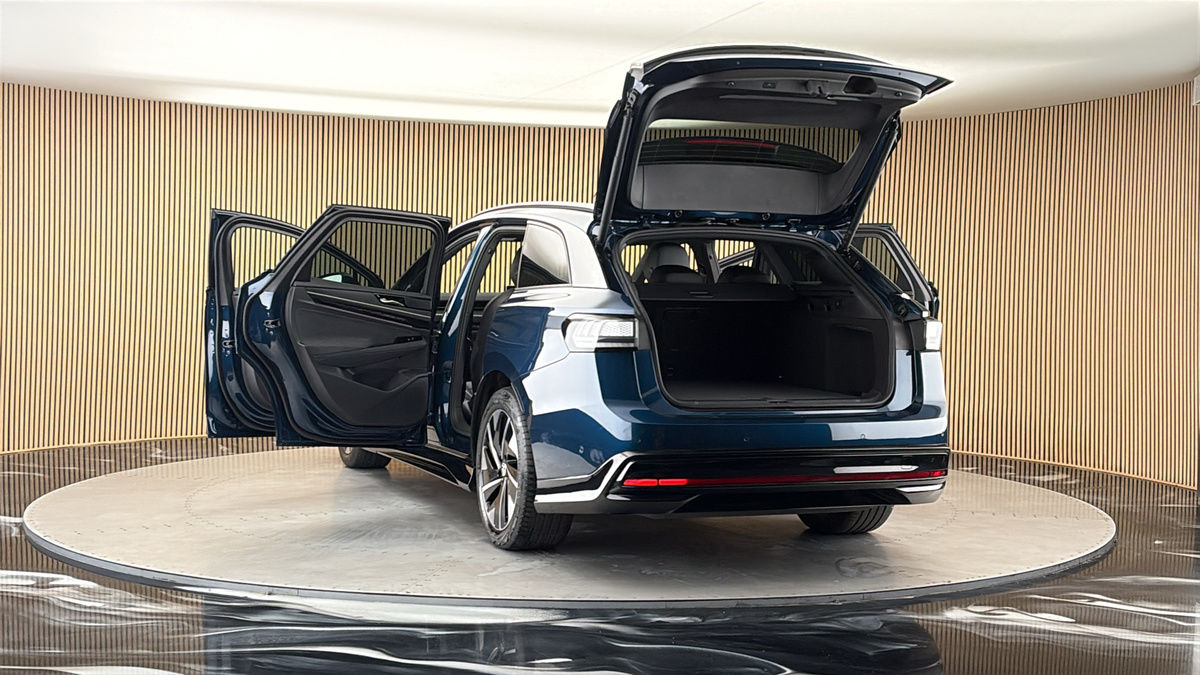 More views of Volkswagen ID.7