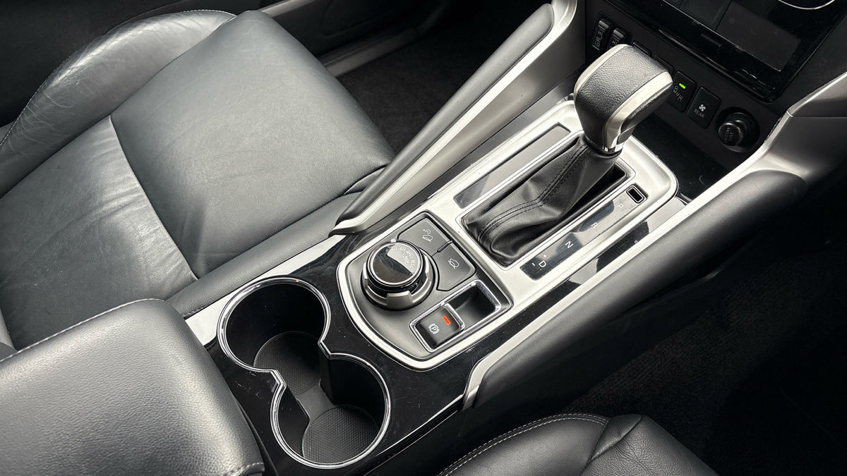 Mitsubishi Shogun Sport Image 18