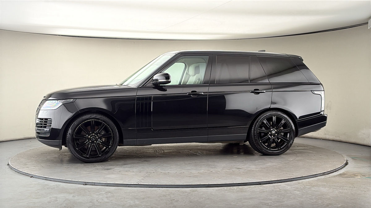 More views of Land Rover Range Rover