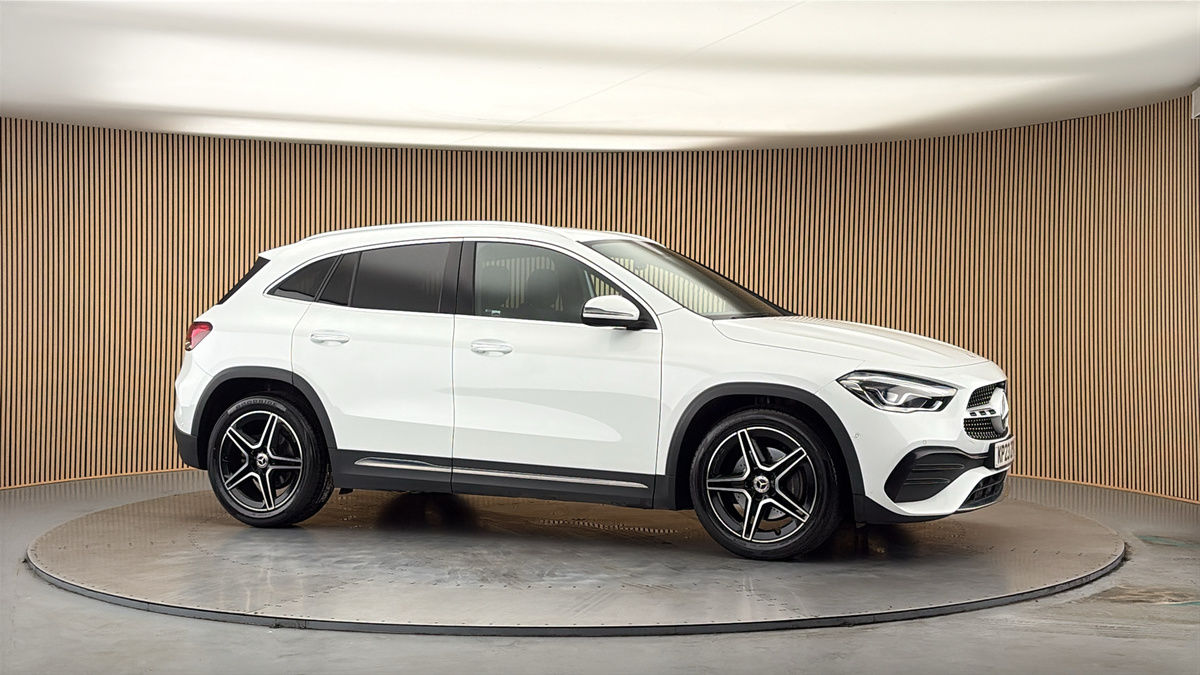 More views of Mercedes-Benz GLA