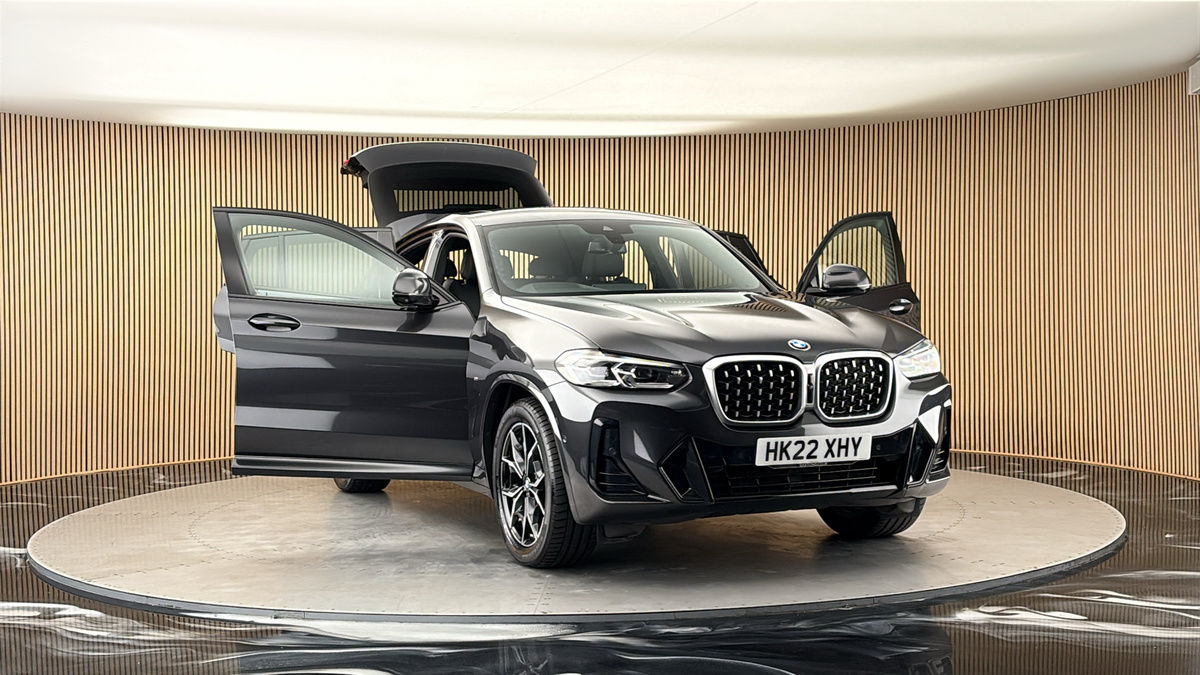 More views of BMW X4