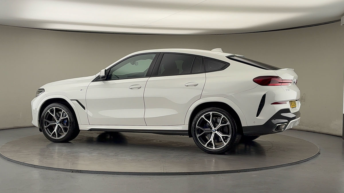 More views of BMW X6