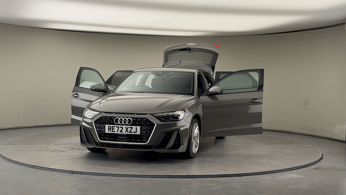 More views of Audi A1