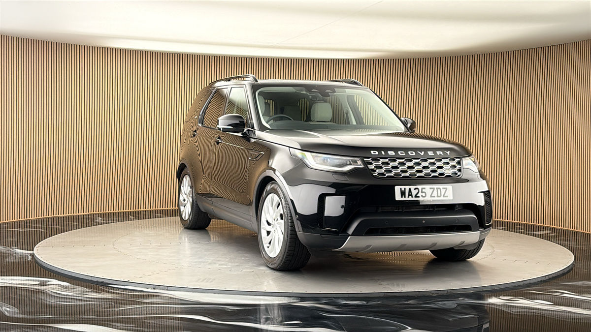 More views of Land Rover Discovery