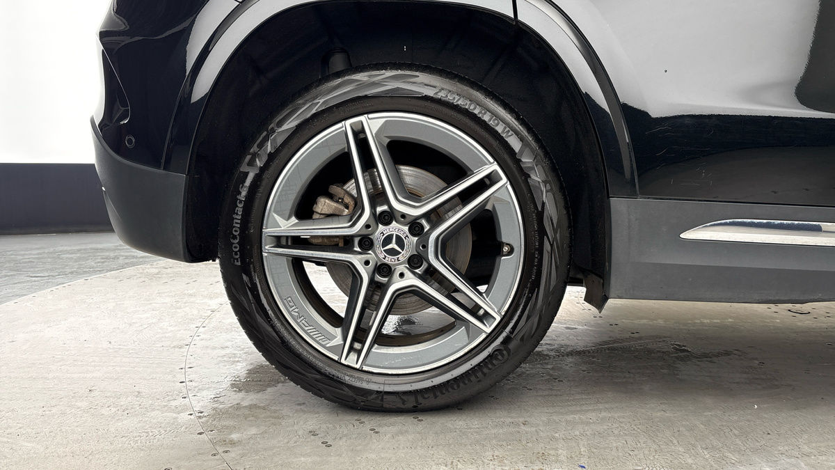 Mercedes-Benz GLA Image 10