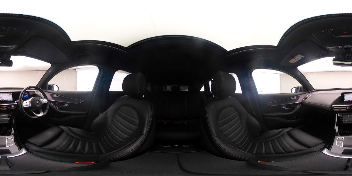 More views of Mercedes-Benz EQC