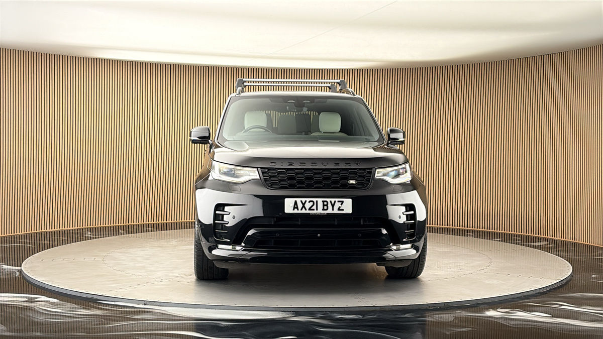 More views of Land Rover Discovery