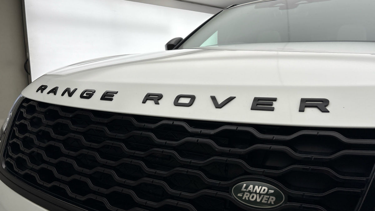 Land Rover Range Rover Velar Image 24