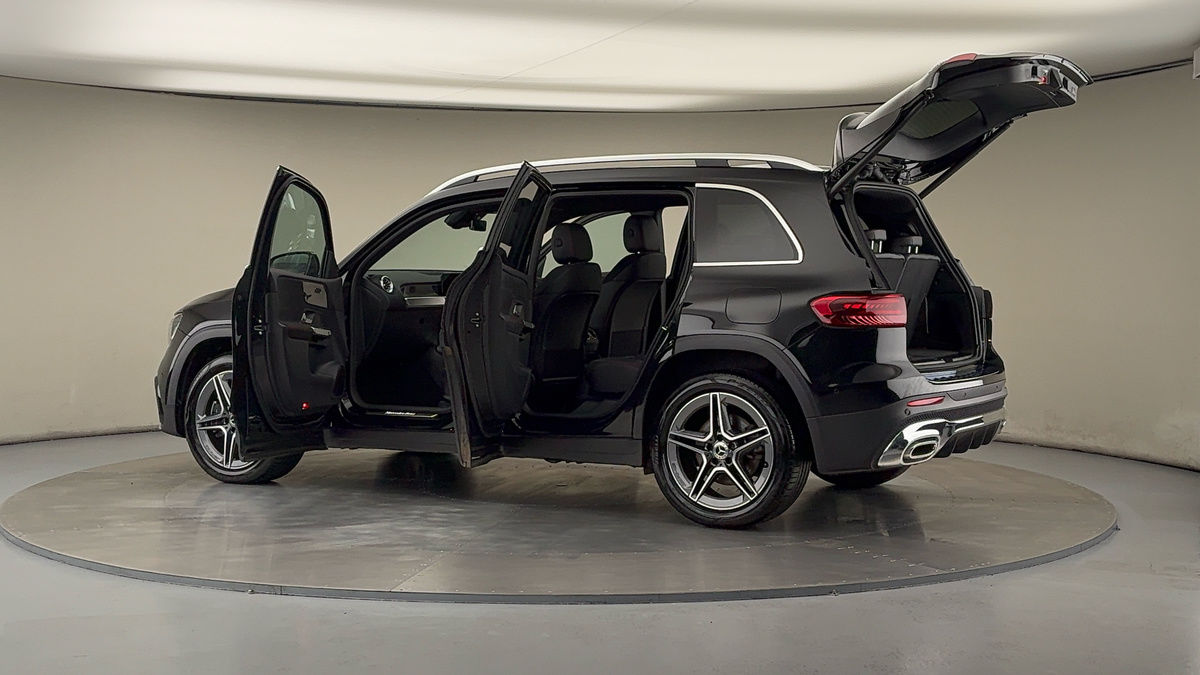 More views of Mercedes-Benz GLB