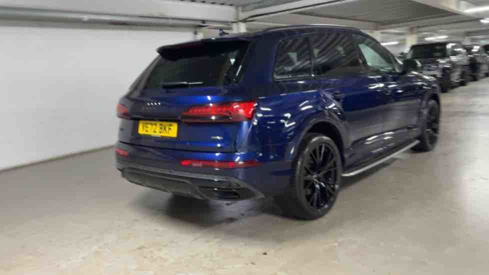 More views of Audi Q7