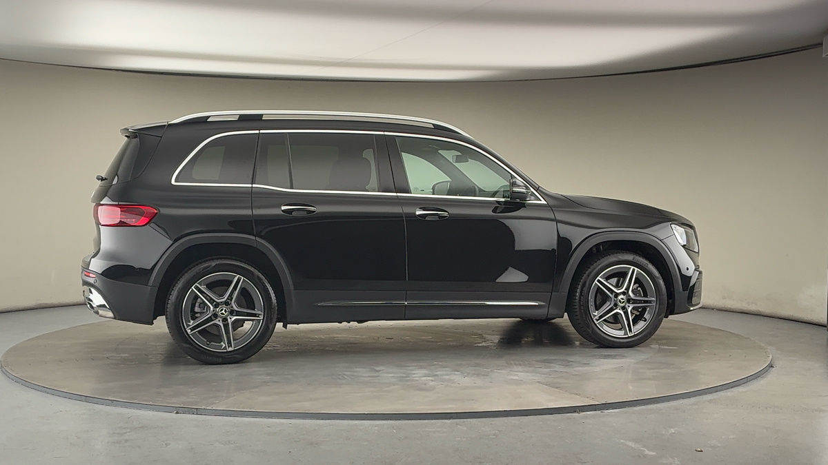 More views of Mercedes-Benz GLB