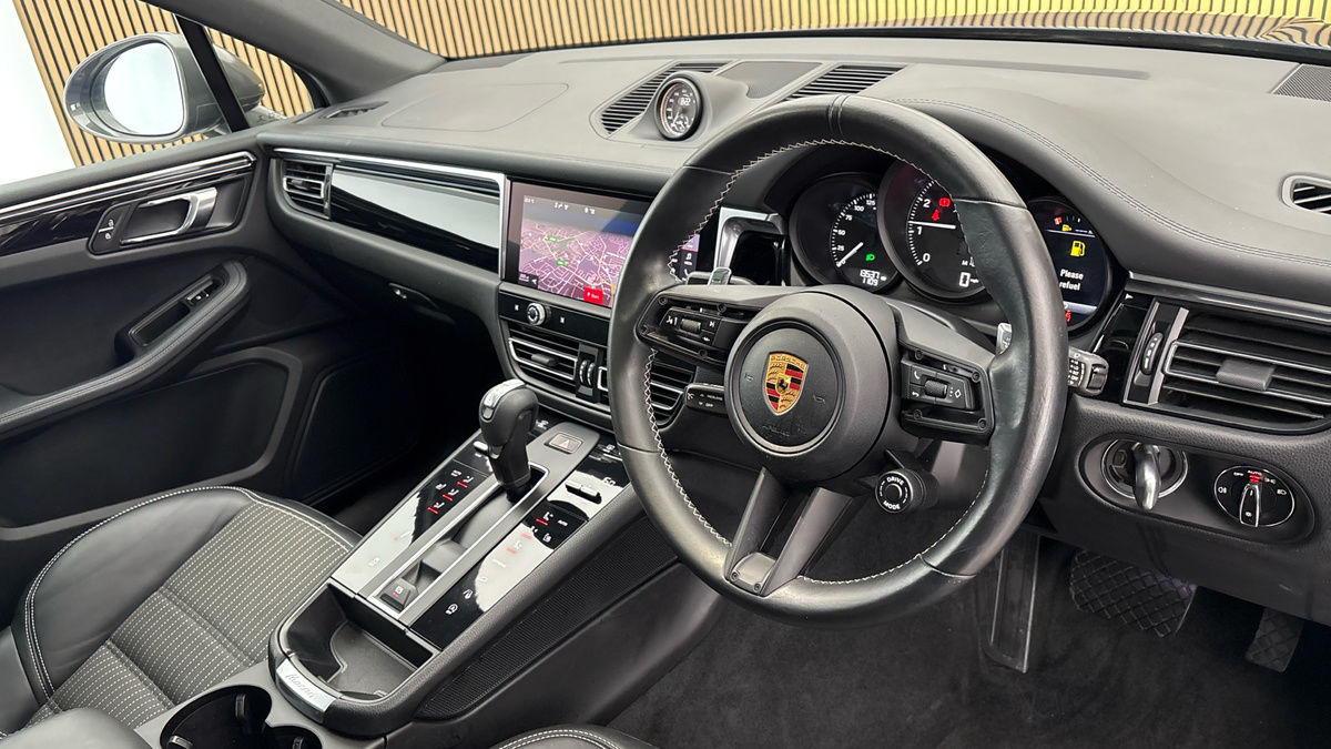 Porsche Macan Image 5
