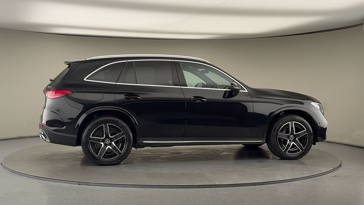 More views of Mercedes-Benz GLC