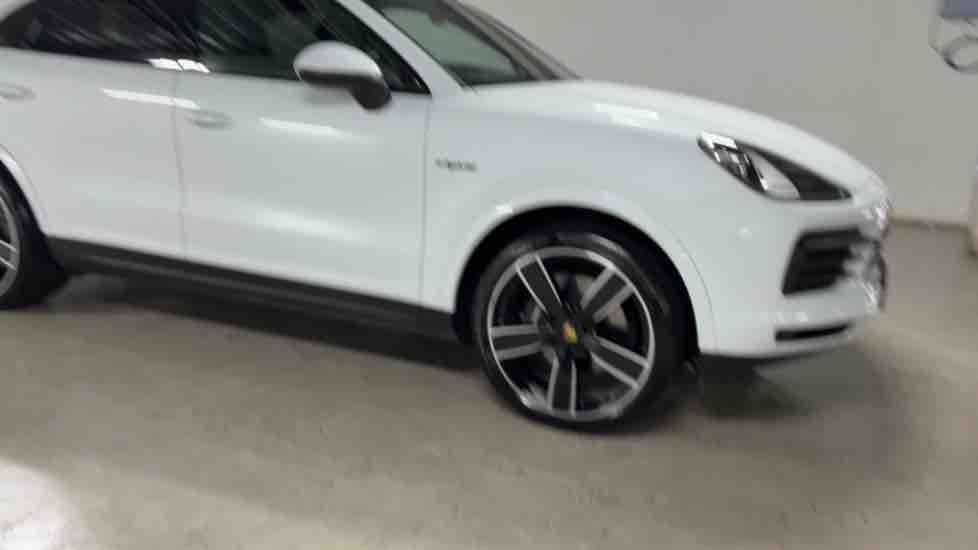 More views of Porsche Cayenne