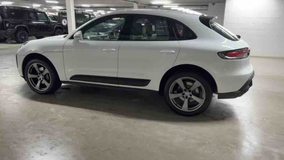 More views of Porsche Macan