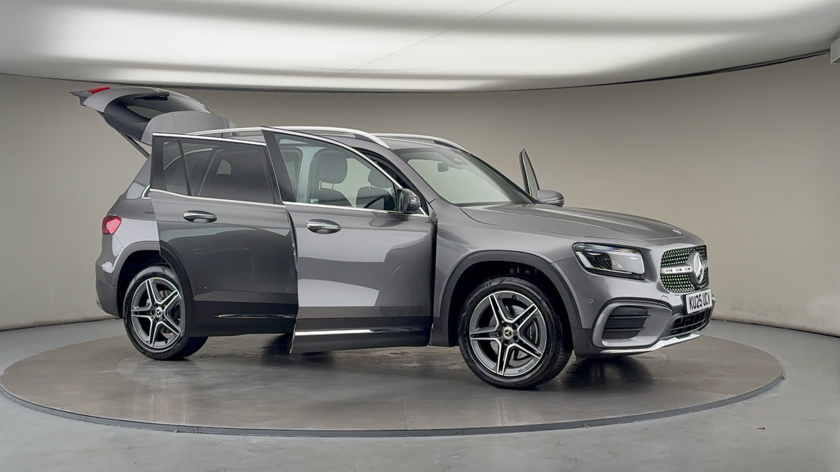 More views of Mercedes-Benz GLB