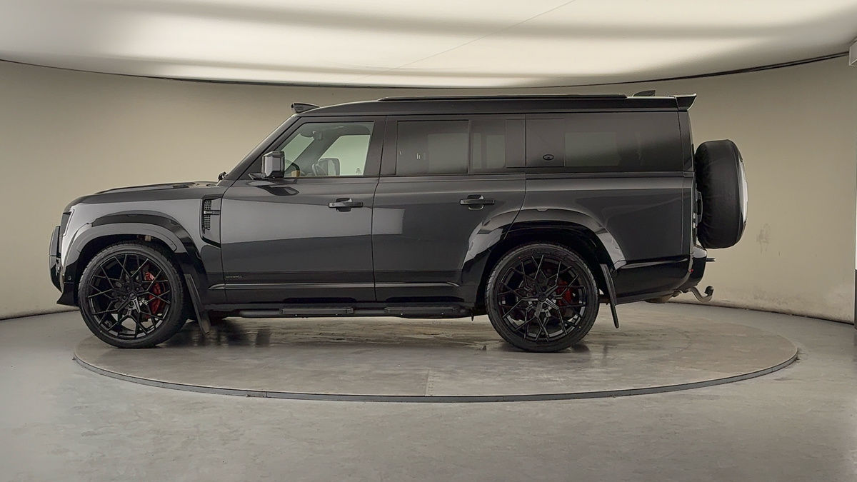 More views of Land Rover Defender 130