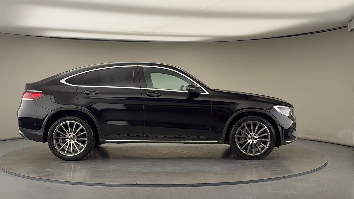 Mercedes-Benz GLC Image 16