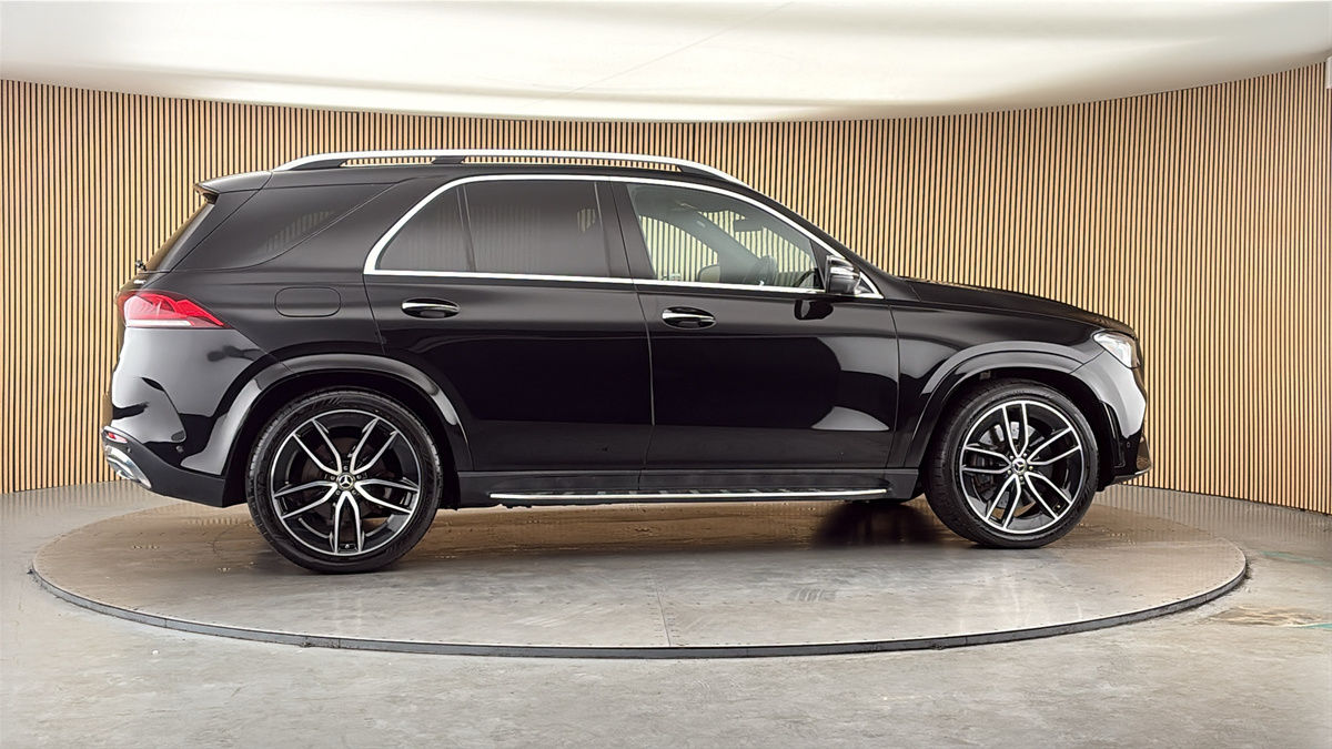 More views of Mercedes-Benz GLE