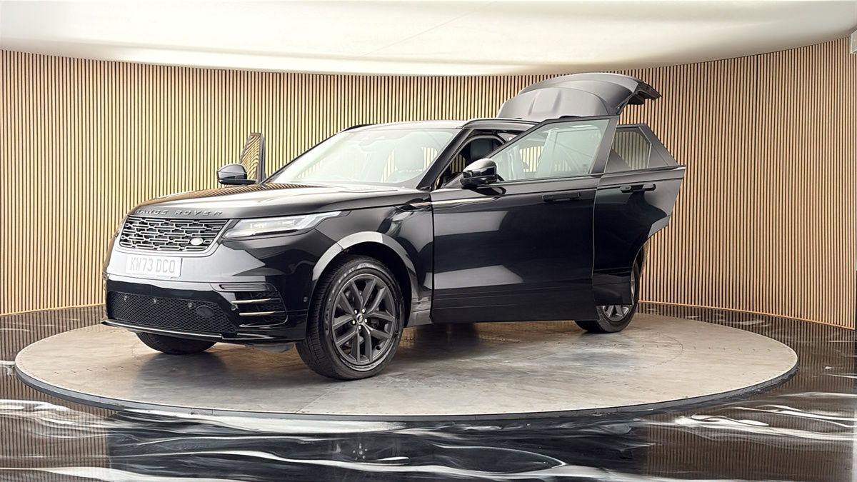 More views of Land Rover Range Rover Velar