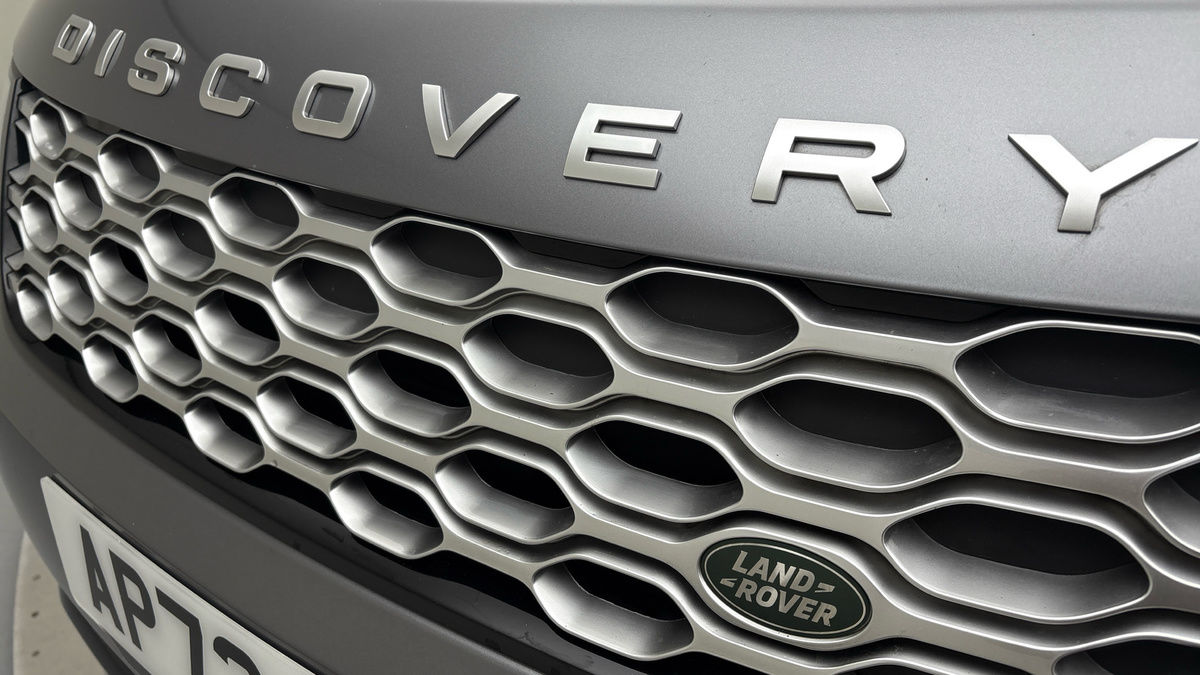 Land Rover Discovery Image 24