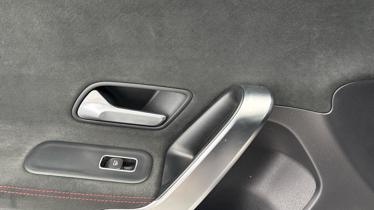 Mercedes-Benz A Class Image 19