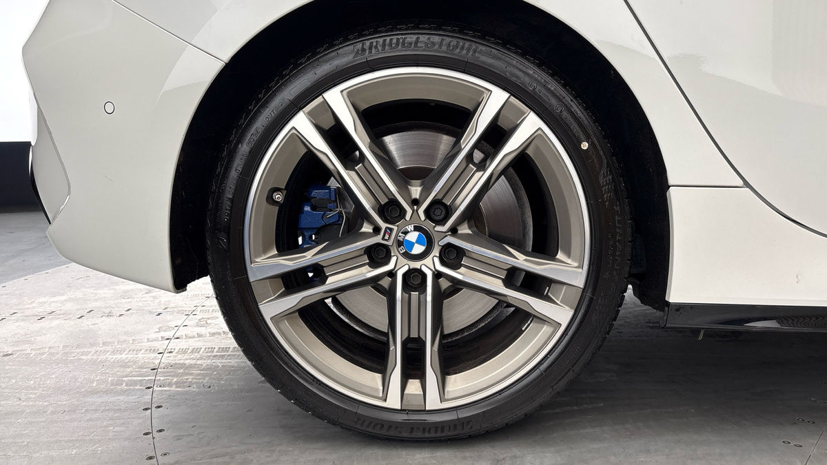 BMW 1 Series Image 10