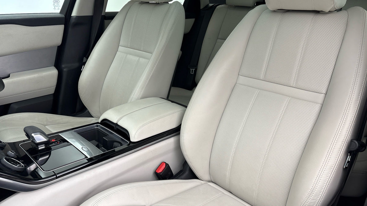 Land Rover Range Rover Velar Image 7