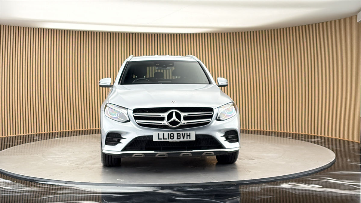 More views of Mercedes-Benz GLC