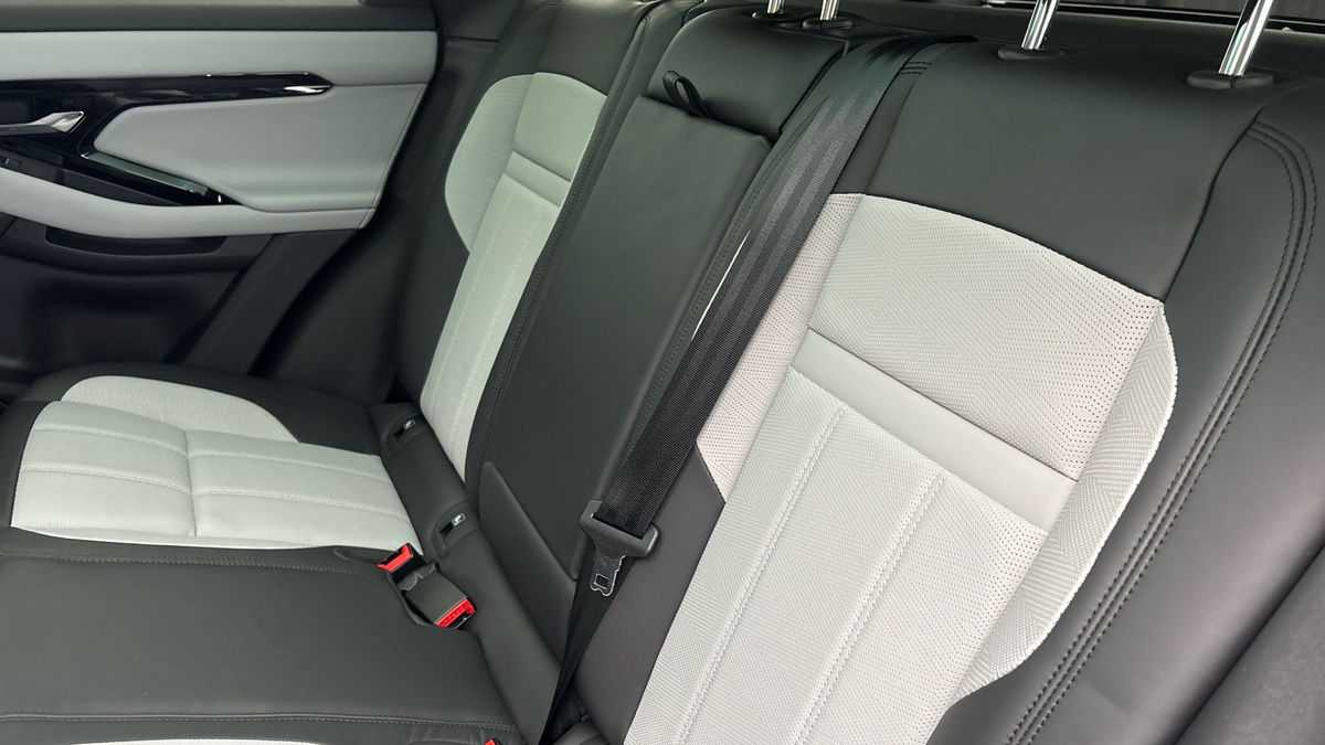 Land Rover Range Rover Evoque Image 8