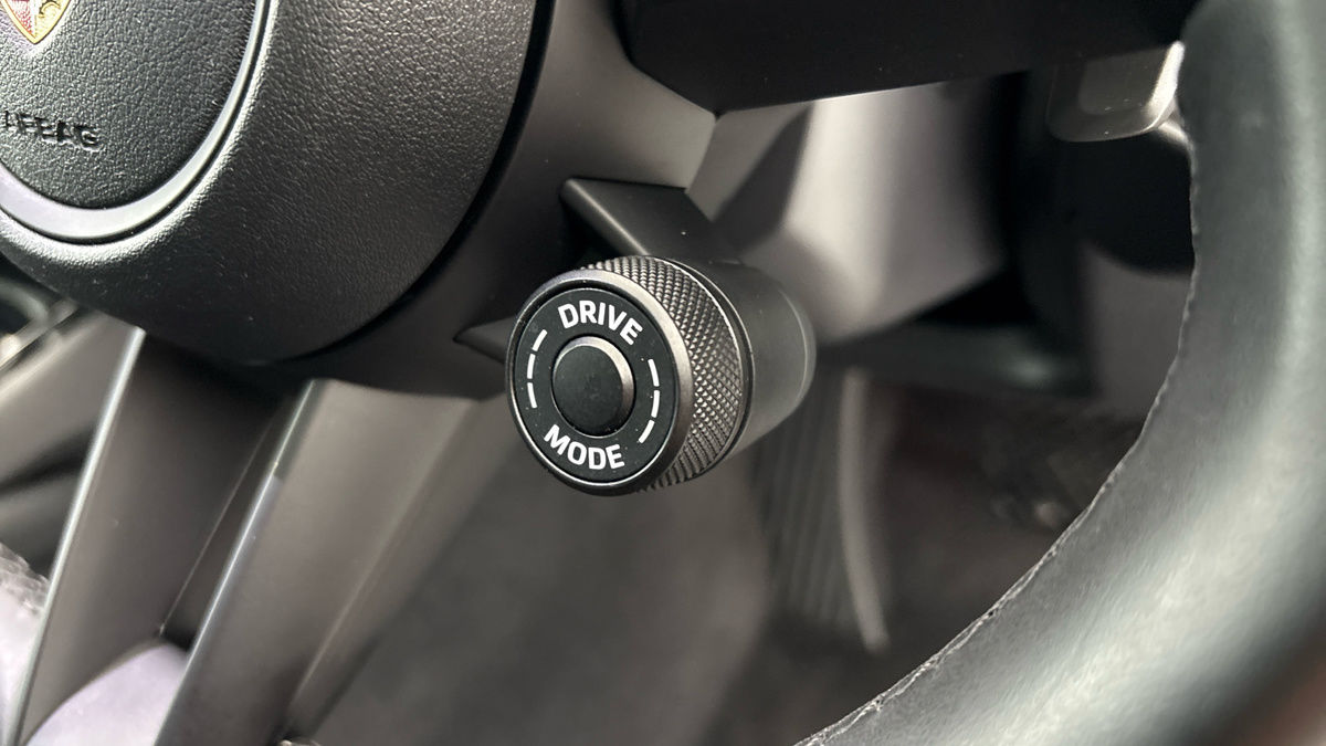 Porsche Cayenne Image 29
