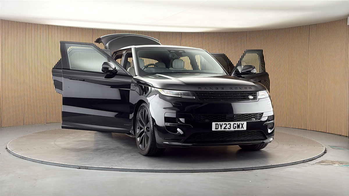 More views of Land Rover Range Rover Sport