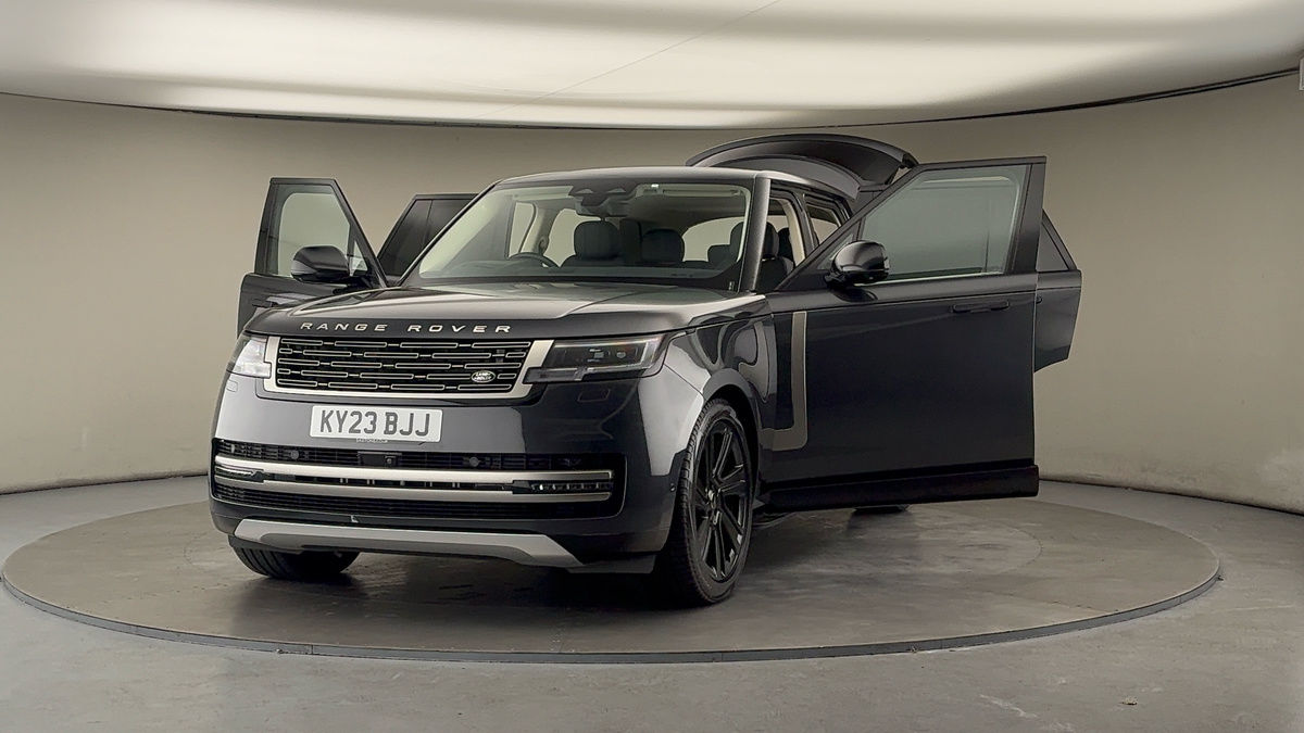 More views of Land Rover Range Rover