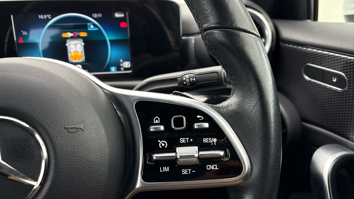 Mercedes-Benz A Class Image 14