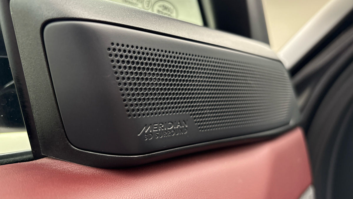 Land Rover Range Rover Sport Image 25