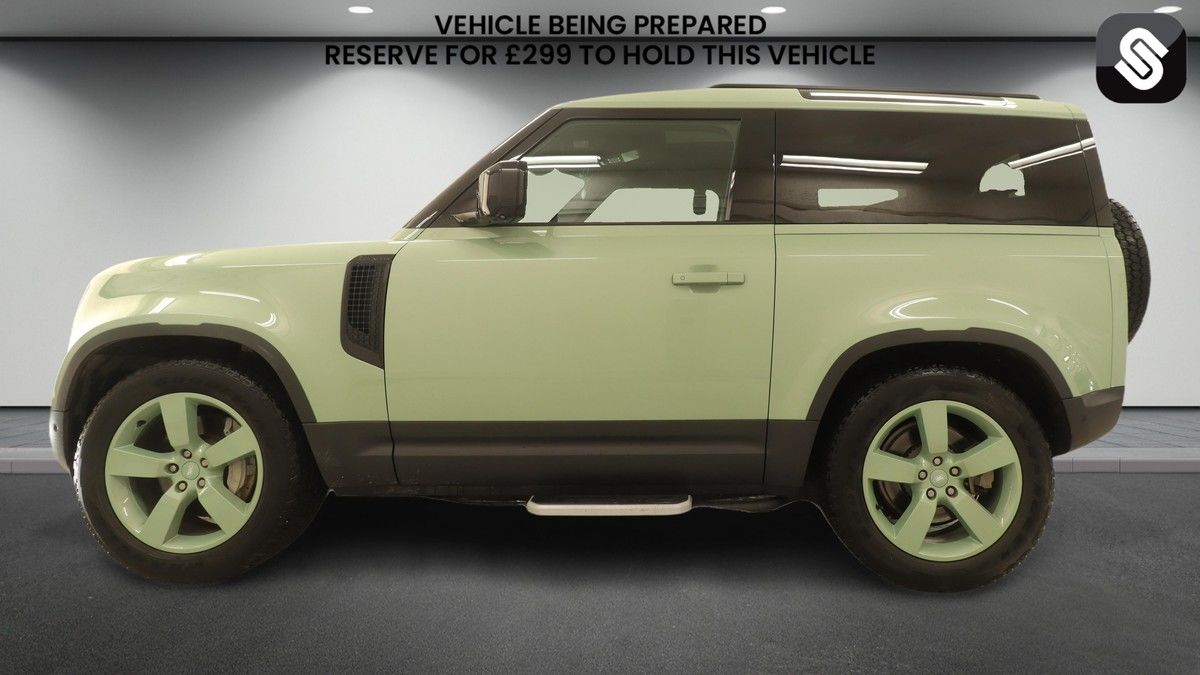 Land Rover Defender 90 Image 6